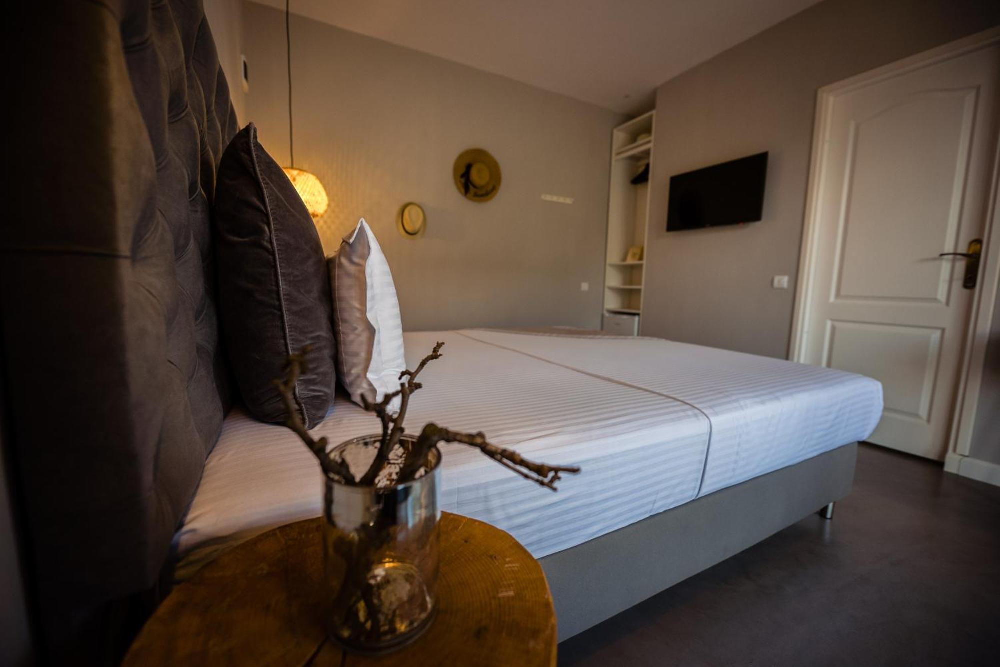 Nb Boutique Hotel Tuzla Ngoại thất bức ảnh